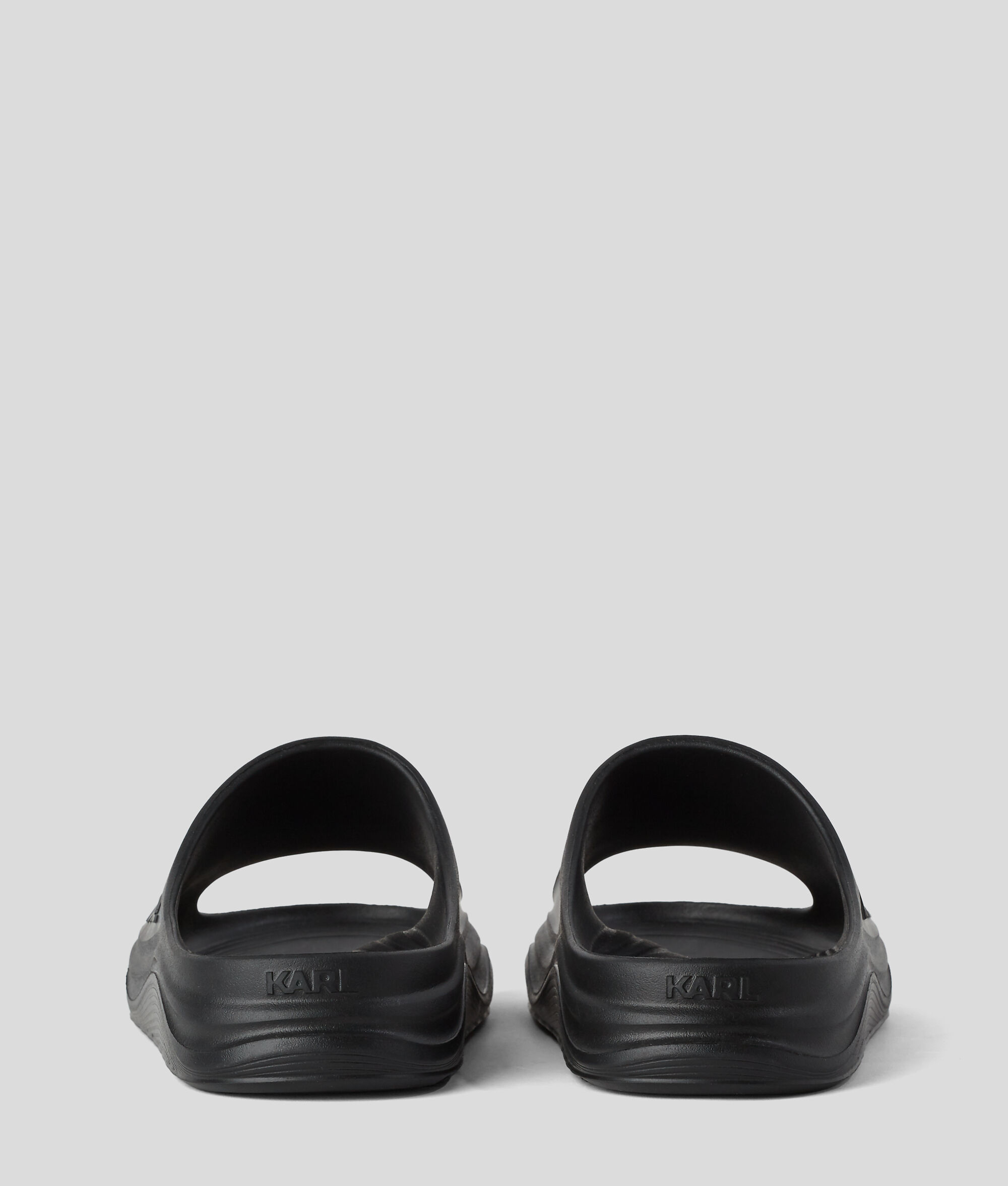 (image for) Customizable Skoona Maison Karl Slides